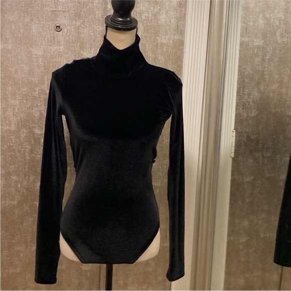 Alix Elegant Black Velvet open back Women bodysuit, S - Picture 7 of 12